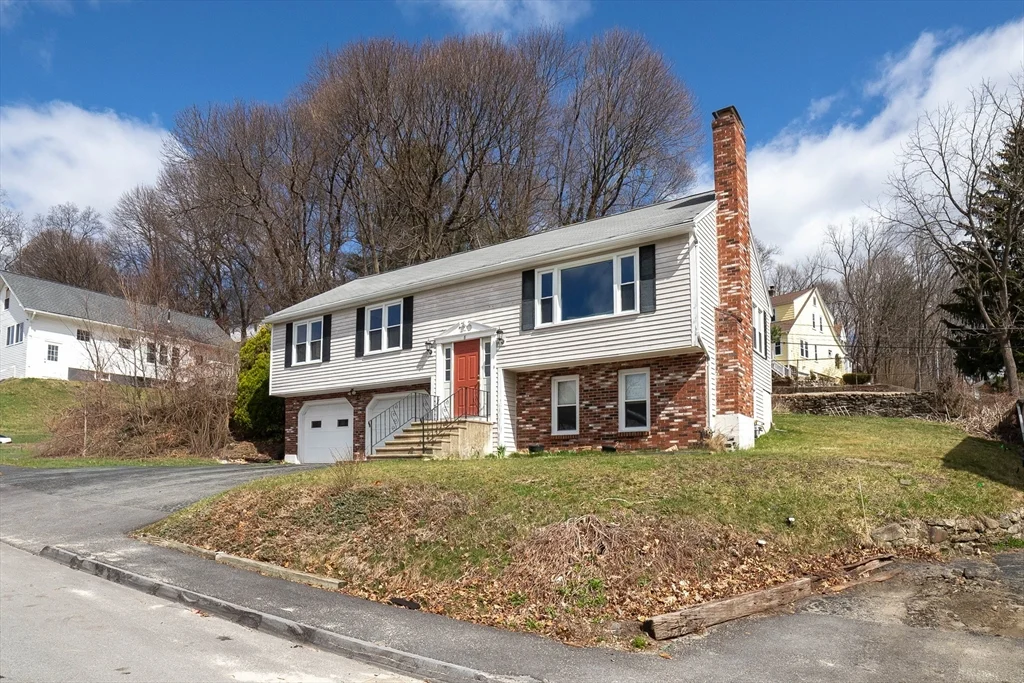 3 bed, 2 bath apartment for rent at 8 Minthorne, Worcester — photo 1 of 30