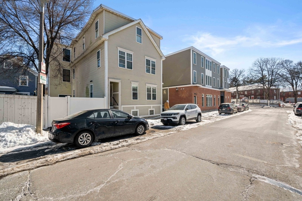 2 bed, 1.5 bath apartment for rent at 8 Mohawk St Unit 1, South Boston — photo 37 of 37