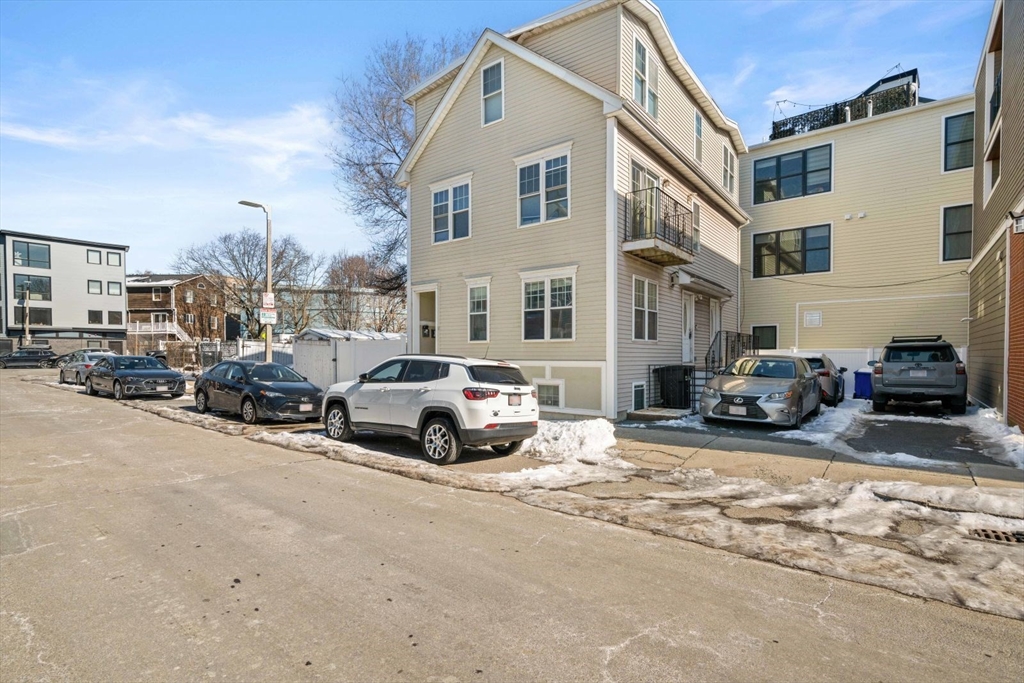 2 bed, 1.5 bath apartment for rent at 8 Mohawk St Unit 1, South Boston — photo 35 of 37