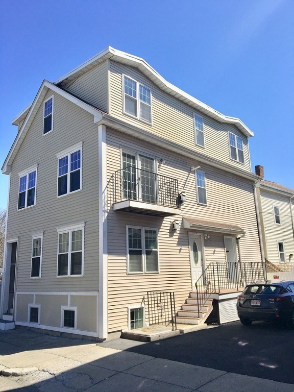 2 bed, 1.5 bath apartment for rent at 8 Mohawk St Unit 1, South Boston — photo 34 of 37