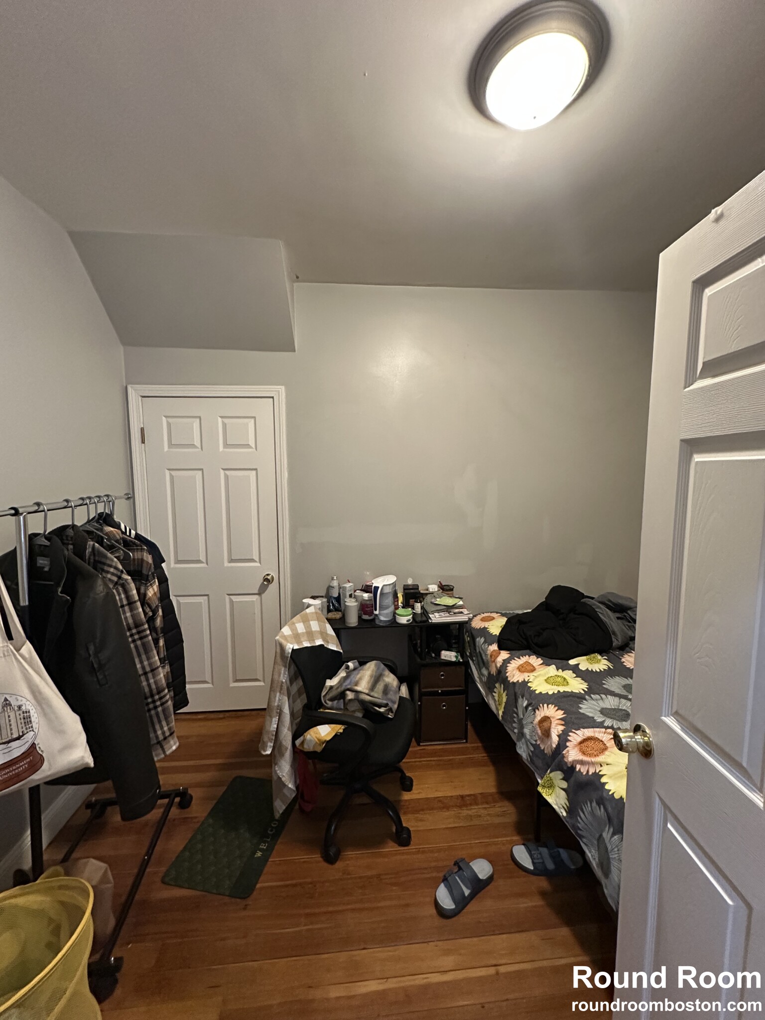4 bed, 2 bath apartment for rent at 8 Montfern Ave Unit 1, Oak Square — photo 3 of 25