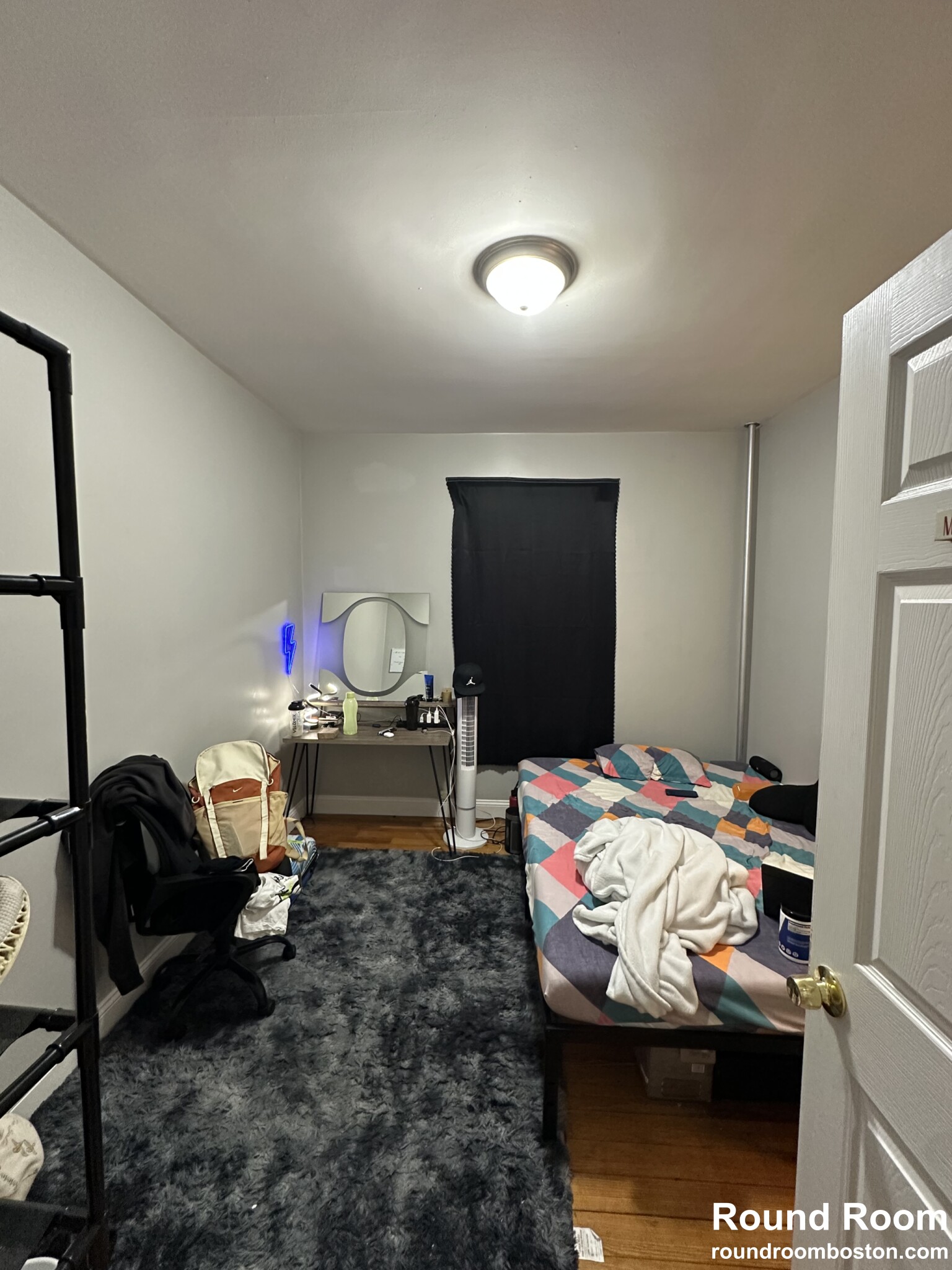 4 bed, 2 bath apartment for rent at 8 Montfern Ave Unit 1, Oak Square — photo 6 of 25