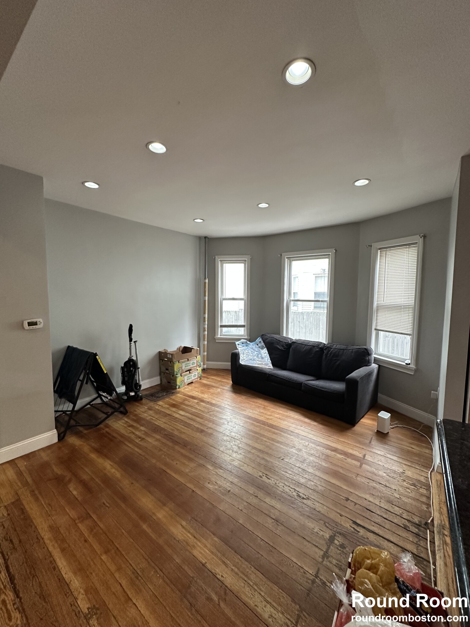 4 bed, 2 bath apartment for rent at 8 Montfern Ave Unit 1, Oak Square — photo 17 of 25