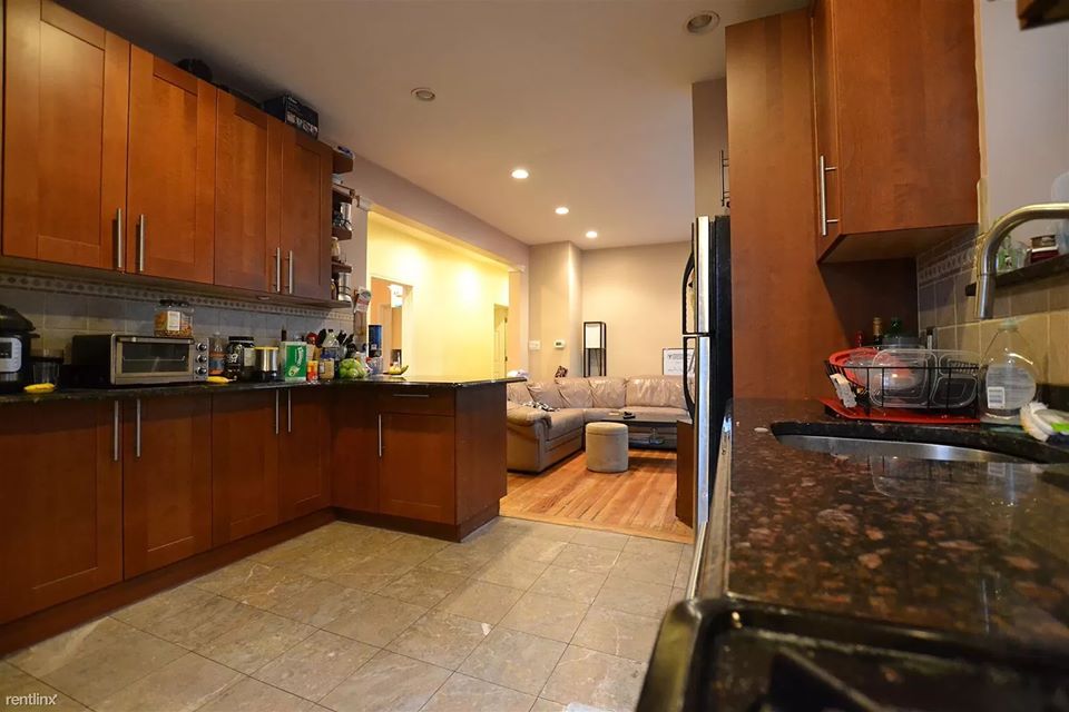 4 bed, 2 bath apartment for rent at 8 Montfern Ave Unit 1, Oak Square — photo 21 of 25