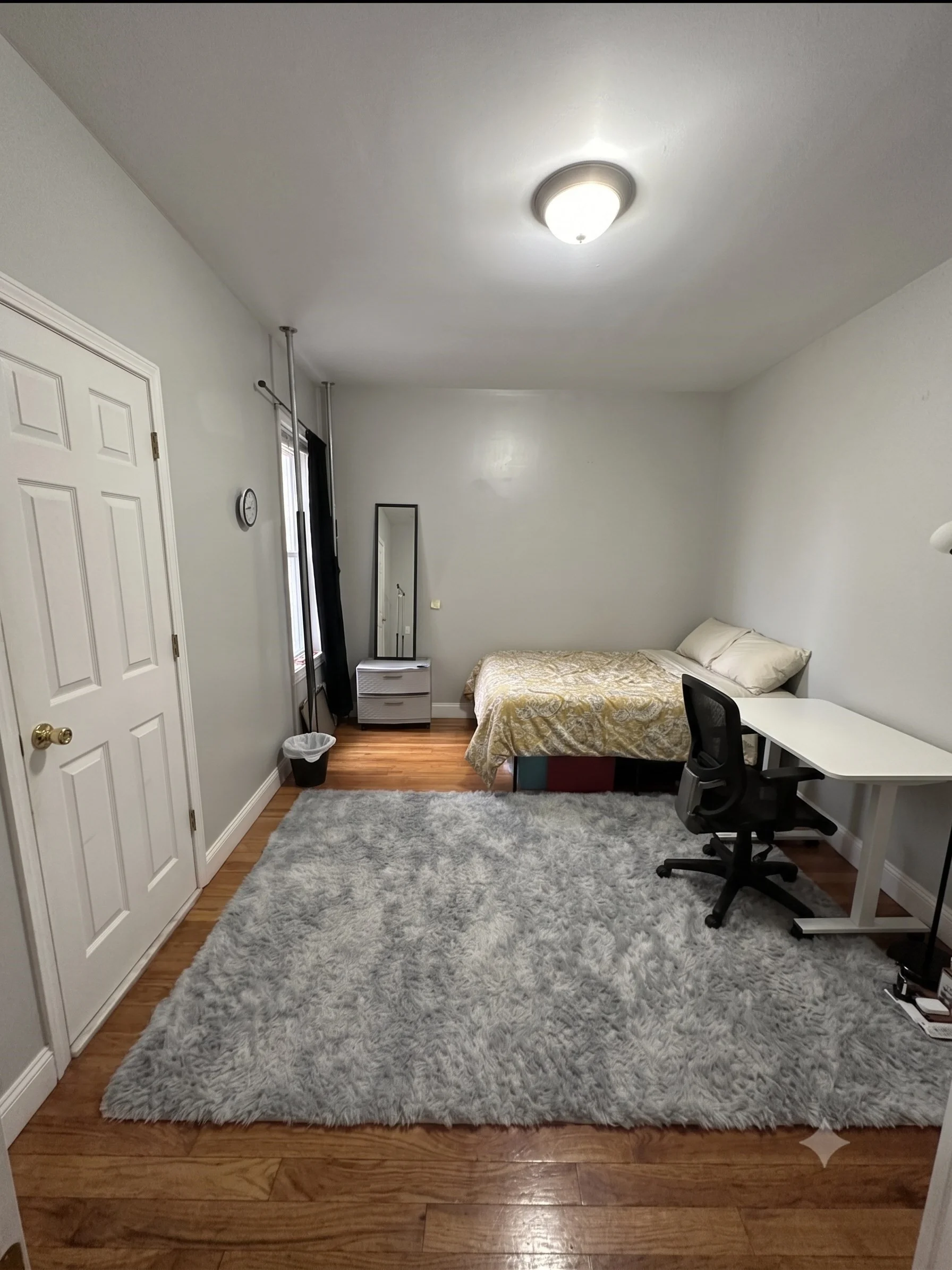 4 bed, 2 bath apartment for rent at 8 Montfern Ave Unit N/A, Brighton — photo 11 of 13
