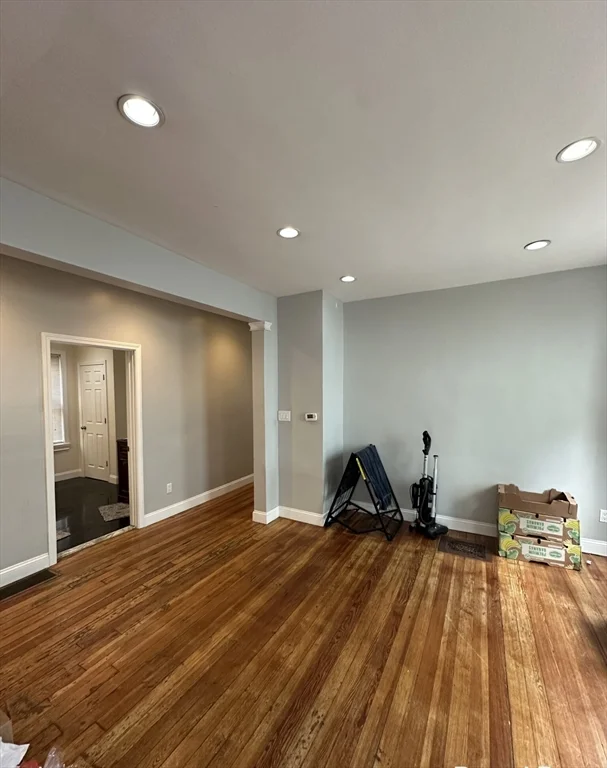 4 bed, 2 bath apartment for rent at 8 Montfern Unit n/a, Brighton — photo 10 of 12