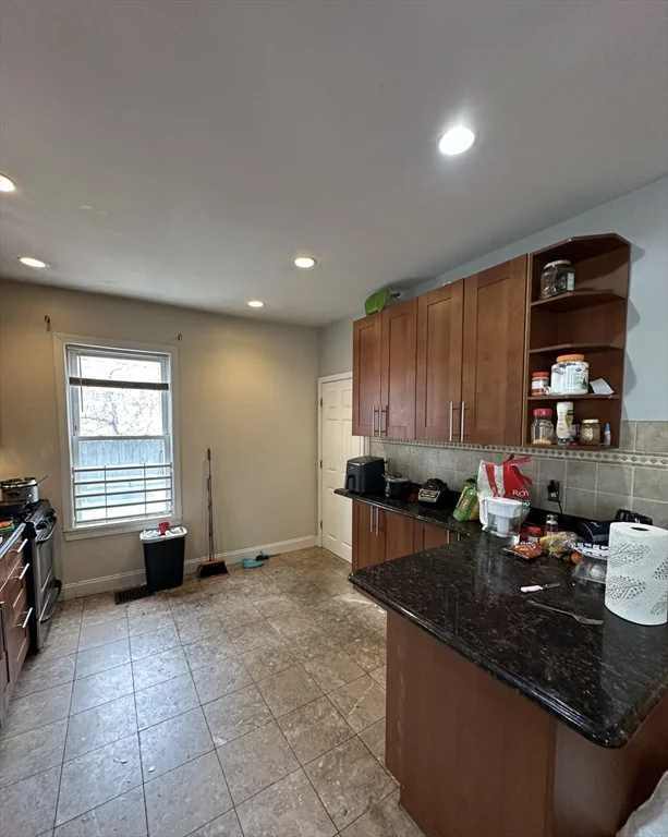 4 bed, 2 bath apartment for rent at 8 Montfern Unit n/a, Brighton — photo 6 of 12