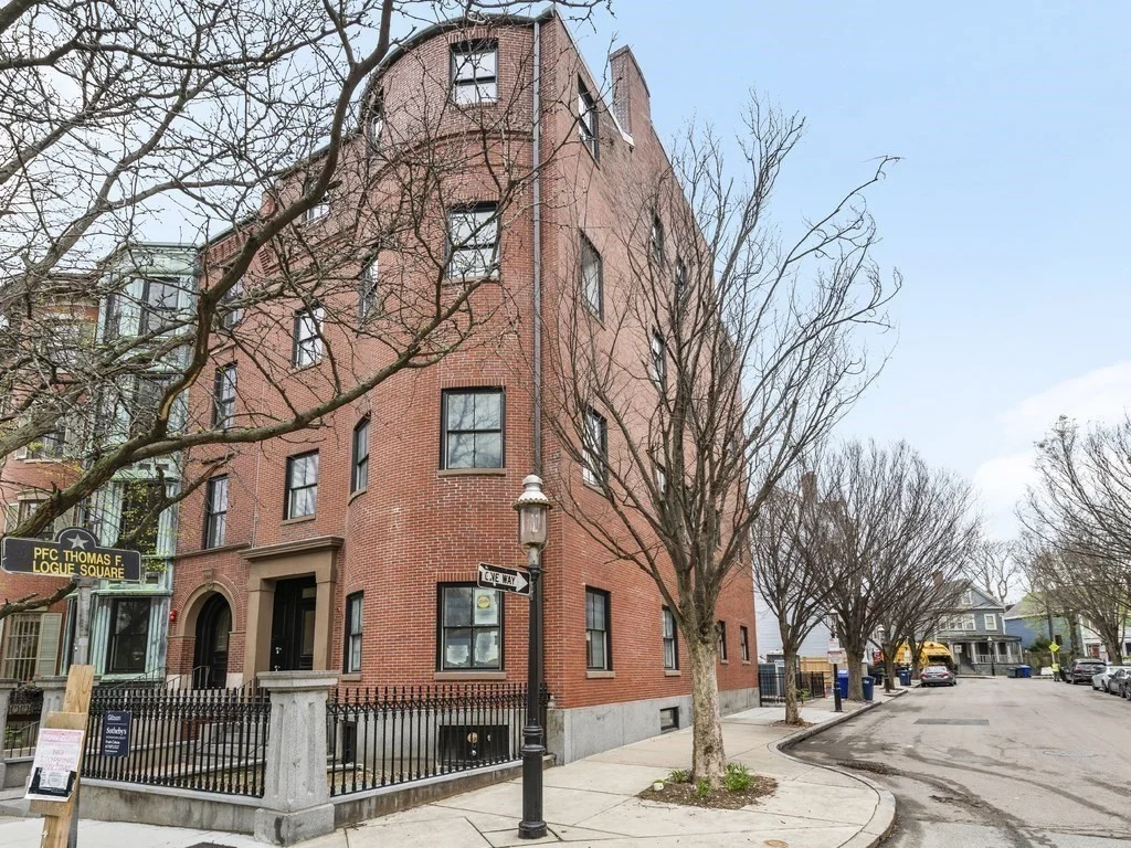 2 bed, 2 bath apartment for rent at 8 Monument Sq Unit 4, Charlestown — photo 11 of 12