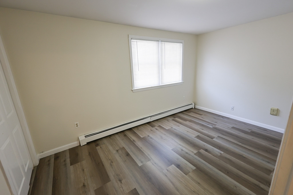 4 bed, 2 bath apartment for rent at 8 Mount Calvary Rd Unit 8, Roslindale — photo 12 of 32