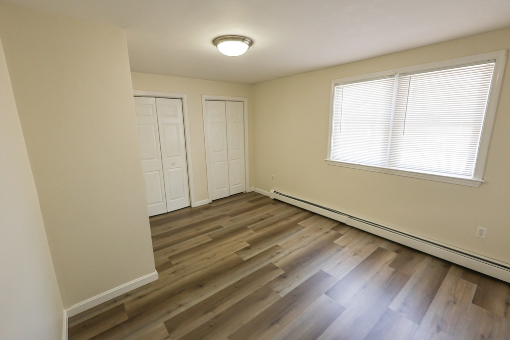 4 bed, 2 bath apartment for rent at 8 Mount Calvary Rd Unit 8, Roslindale — photo 15 of 32