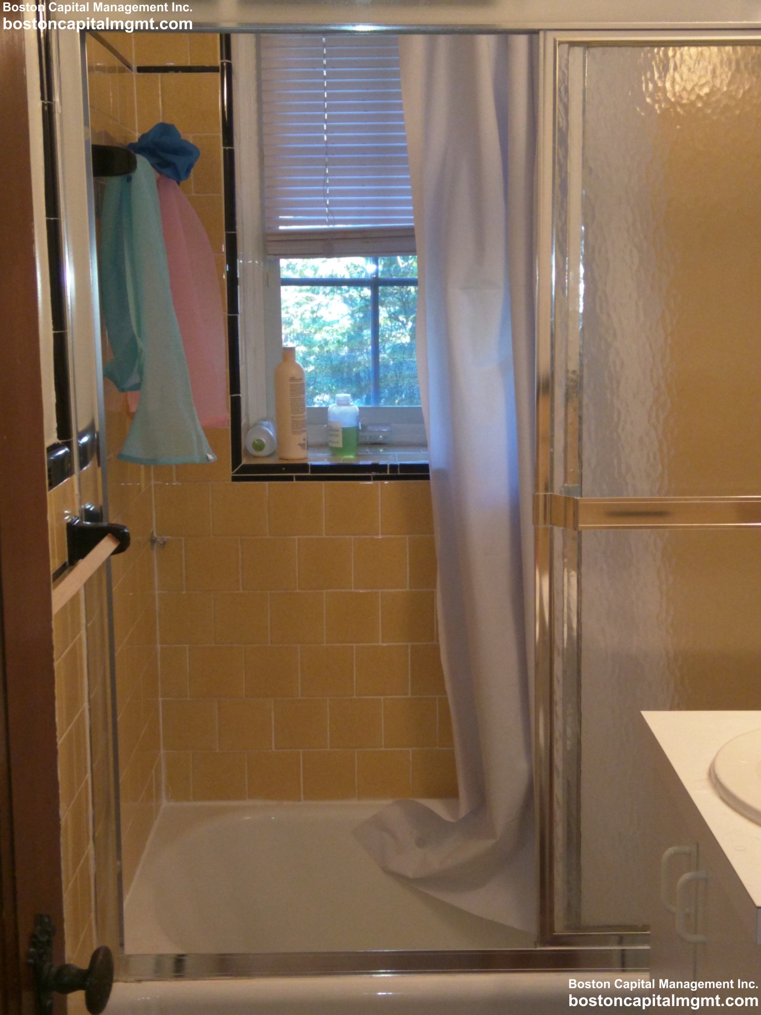 1 bed, 1 bath apartment for rent at 8 Mount Ida St Unit 5, Newton Corner — photo 8 of 9