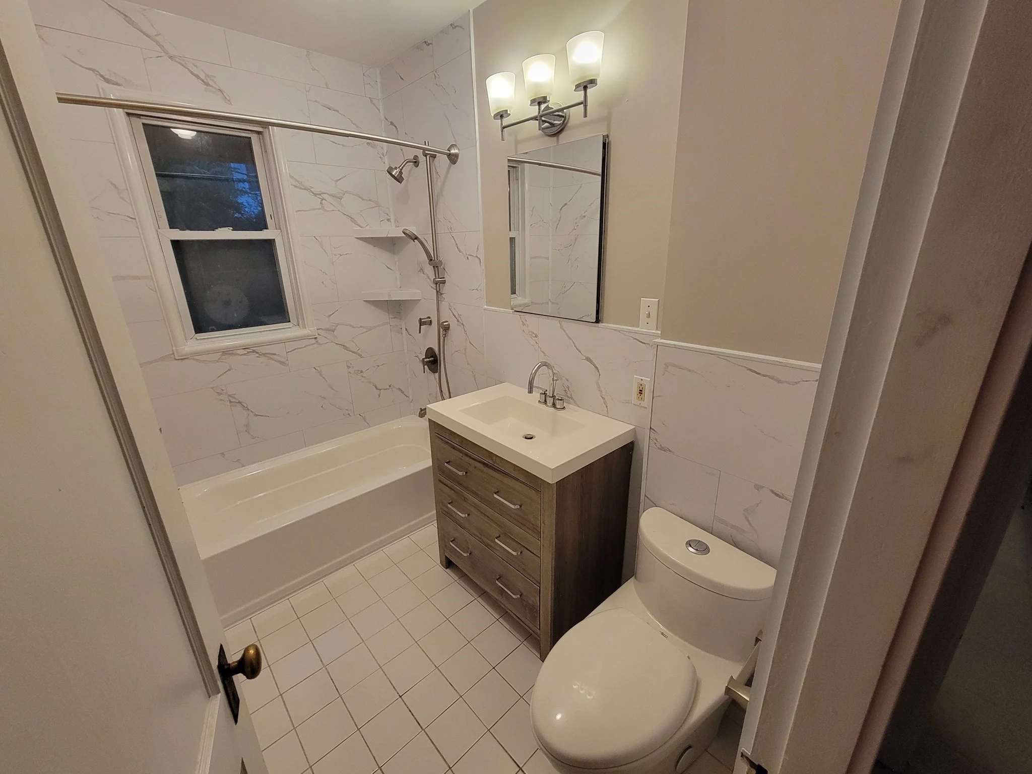3 bed, 2 bath apartment for rent at 8 Murray Hill Rd Unit 2, West End — photo 15 of 20