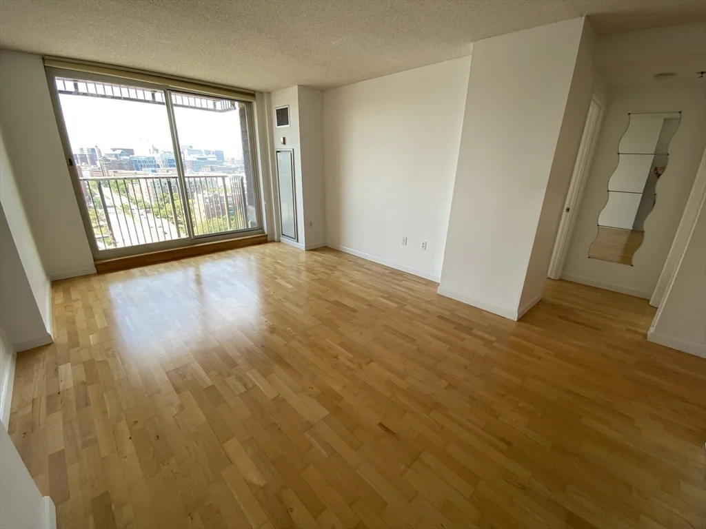 1 bed, 1 bath apartment for rent at 8 Museum Way Unit 1708, East Cambridge — photo 3 of 37