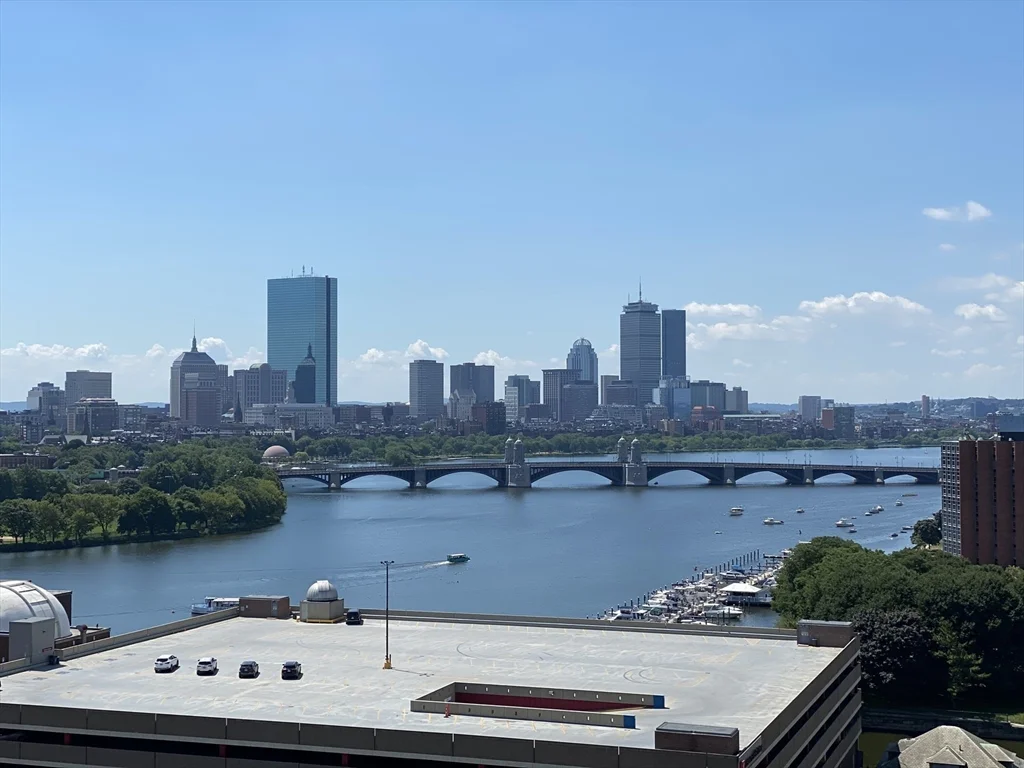 1 bed, 1 bath apartment for rent at 8 Museum Way Unit 1708, East Cambridge