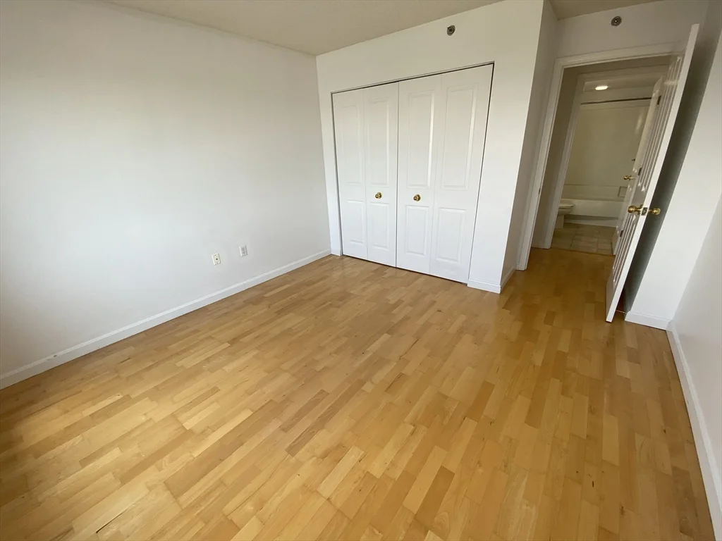 1 bed, 1 bath apartment for rent at 8 Museum Way Unit 1708, East Cambridge — photo 15 of 37