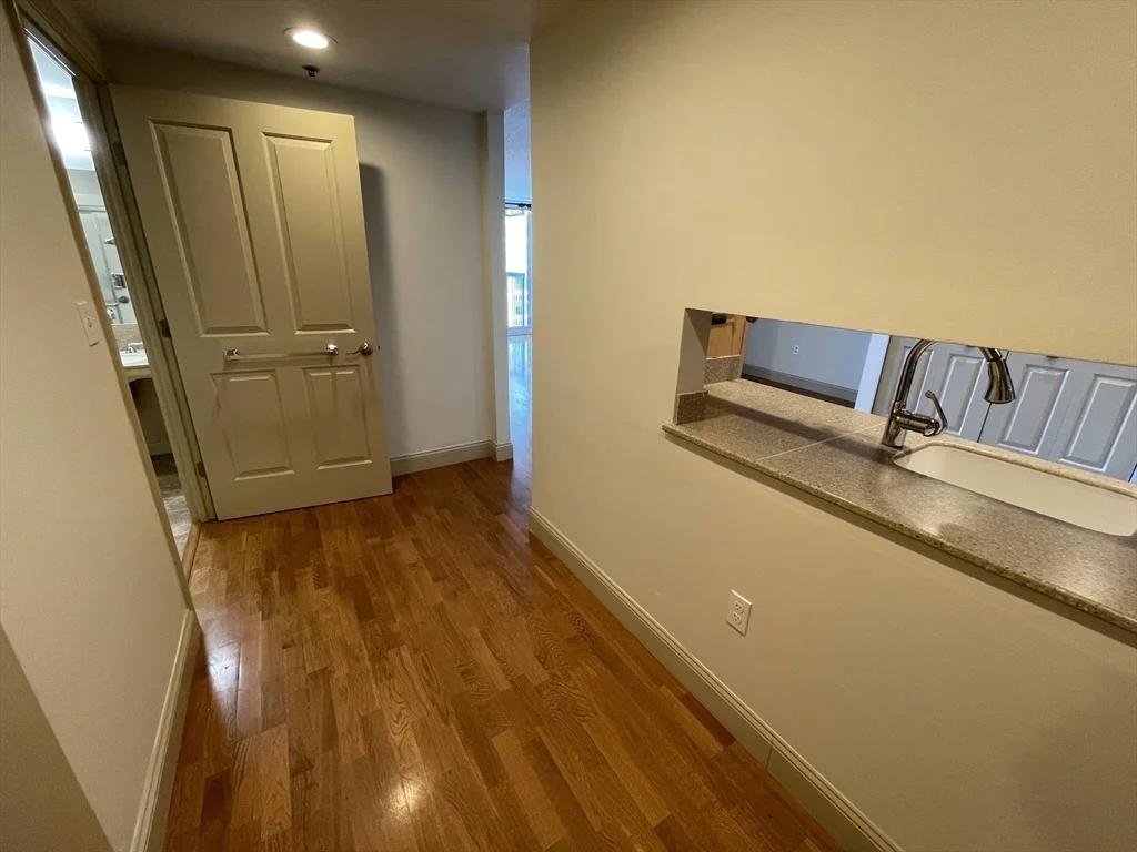 1 bed, 1 bath apartment for rent at 8 Museum Way Unit 1803, East Cambridge — photo 17 of 31