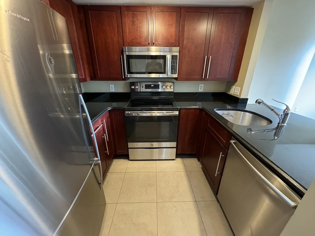 2 bed, 2 bath apartment for rent at 8 Museum Way Unit 206, East Cambridge — photo 7 of 38