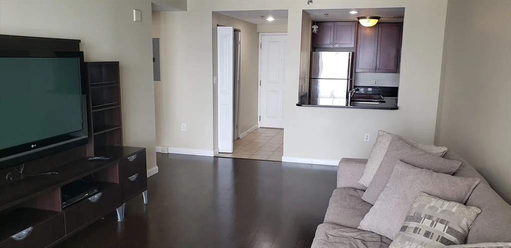 1 bed, 1 bath apartment for rent at 8 Museum Way Unit 2103, East Cambridge — photo 26 of 34