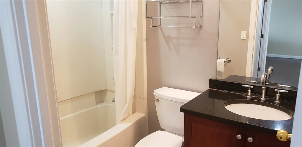 1 bed, 1 bath apartment for rent at 8 Museum Way Unit 2103, East Cambridge — photo 20 of 34