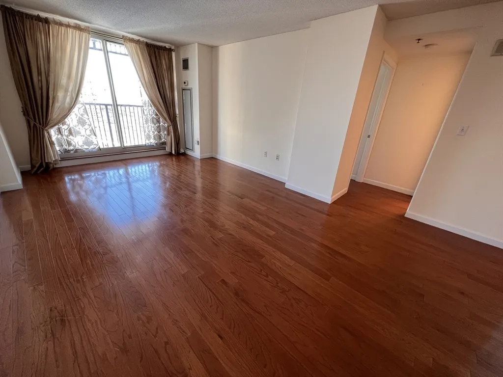 2 bed, 2 bath apartment for rent at 8 Museum Way Unit 2201, East Cambridge — photo 5 of 42
