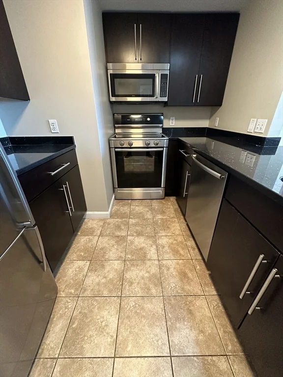 1 bed, 1 bath apartment for rent at 8 Museum Way Unit 2401, East Cambridge — photo 5 of 28