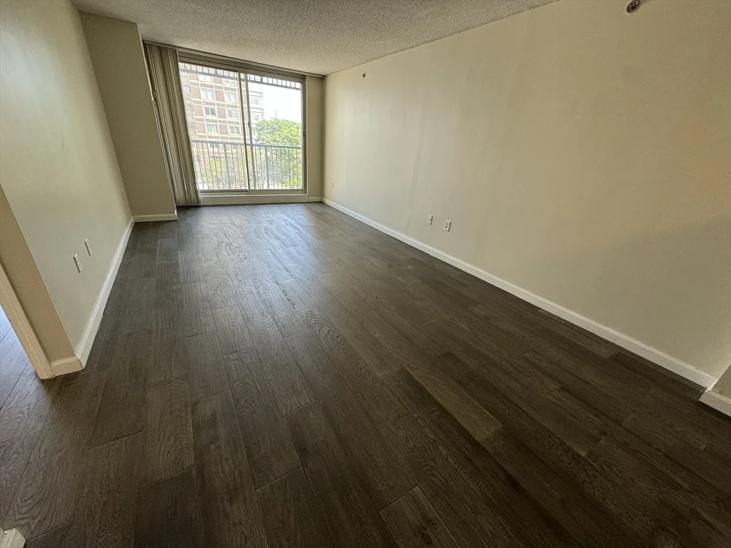 1 bed, 1 bath apartment for rent at 8 Museum Way Unit 412, East Cambridge — photo 5 of 33