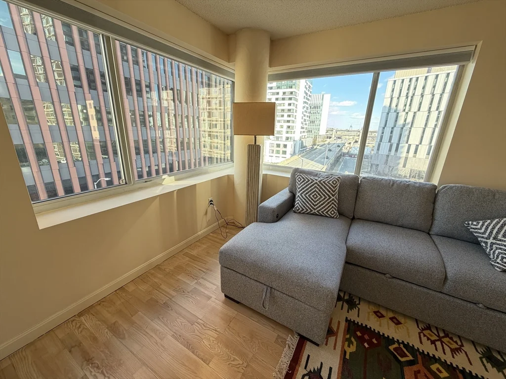 2 bed, 2 bath apartment for rent at 8 Museum Way Unit 802, East Cambridge — photo 4 of 39