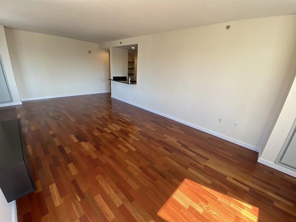 2 bed, 2 bath apartment for rent at 8 Museum Way Unit 809, East Cambridge — photo 4 of 37