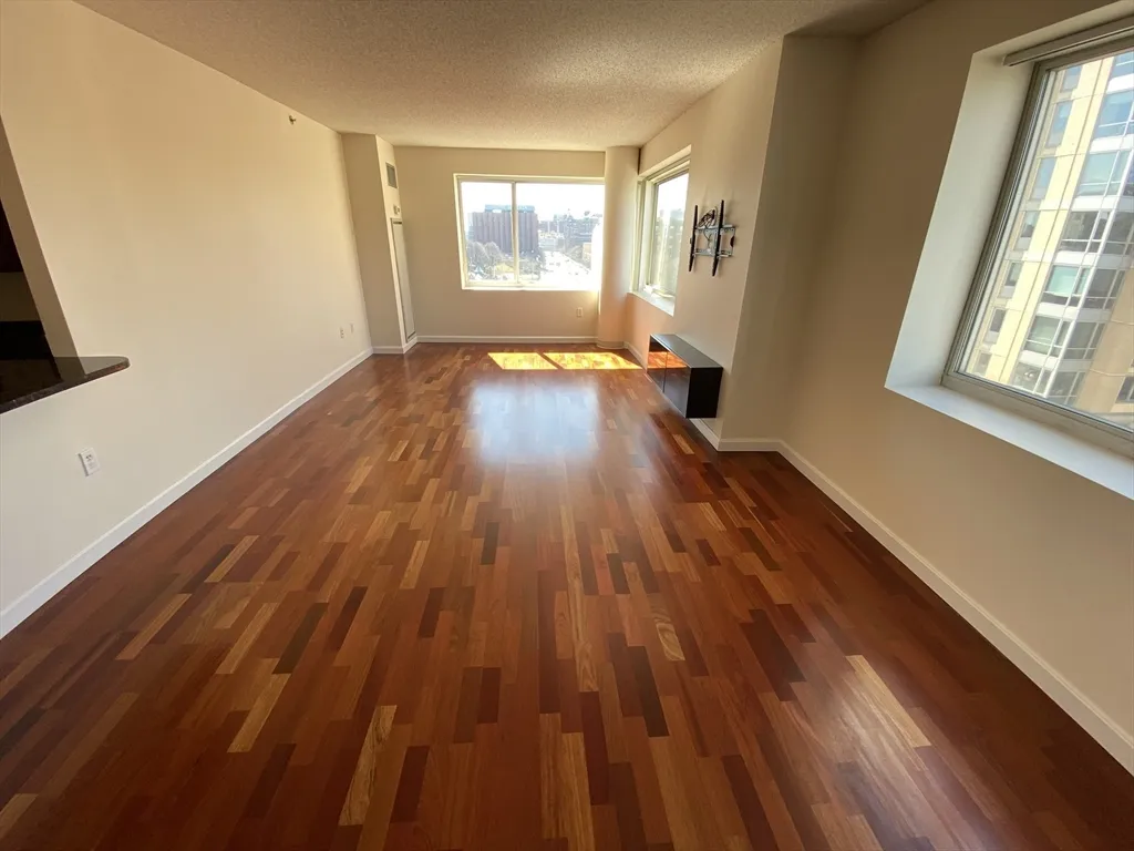 2 bed, 2 bath apartment for rent at 8 Museum Way Unit 809, East Cambridge — photo 6 of 37