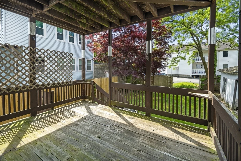 3 bed, 1 bath apartment for rent at 8 Newcastle Unit Unit 8, Brighton — photo 5 of 20