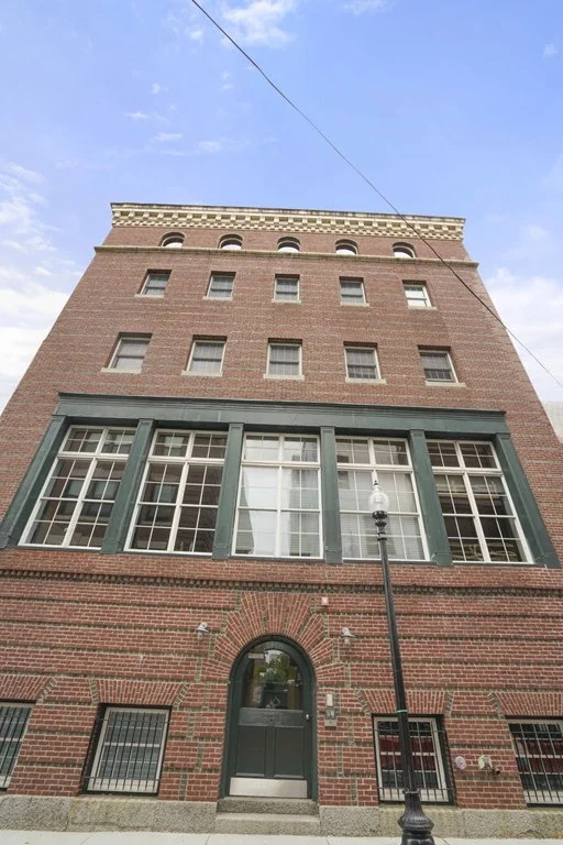 2 bed, 2 bath apartment for rent at 8 Newcomb Unit 5, South End — photo 29 of 30