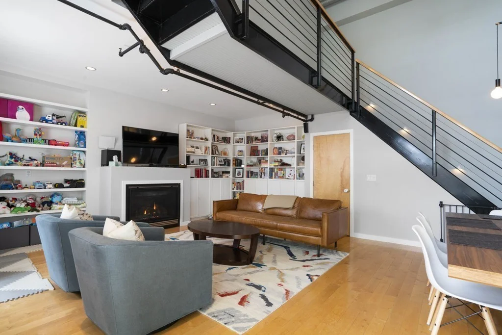 2 bed, 2 bath apartment for rent at 8 Newcomb Unit 5, South End — photo 11 of 30