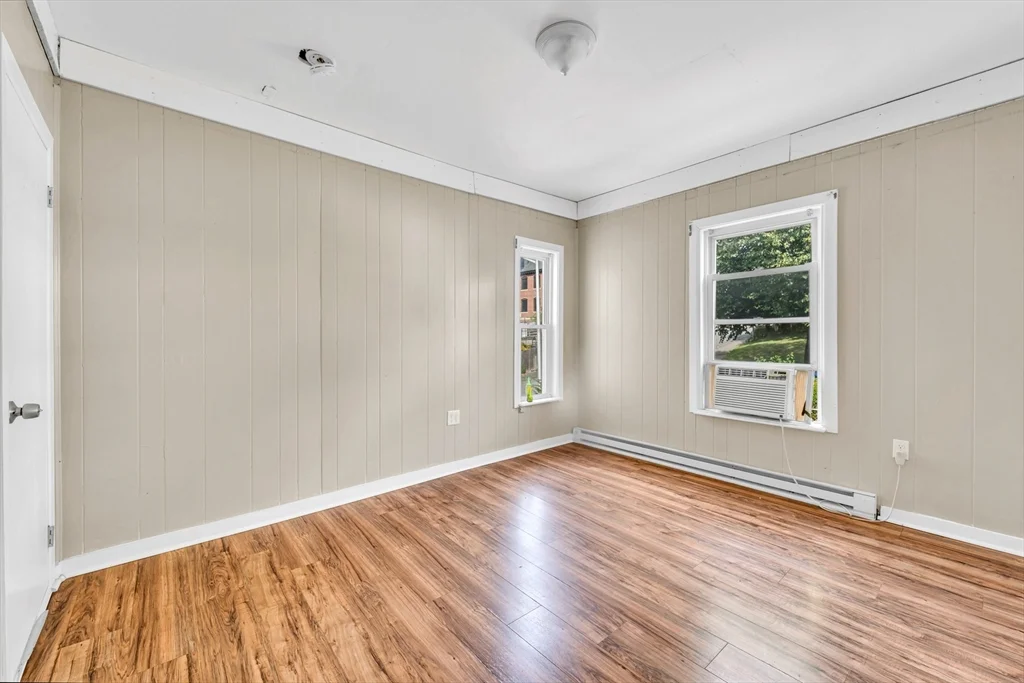 3 bed, 1 bath apartment for rent at 8 Newport St Unit 2, Worcester — photo 12 of 20