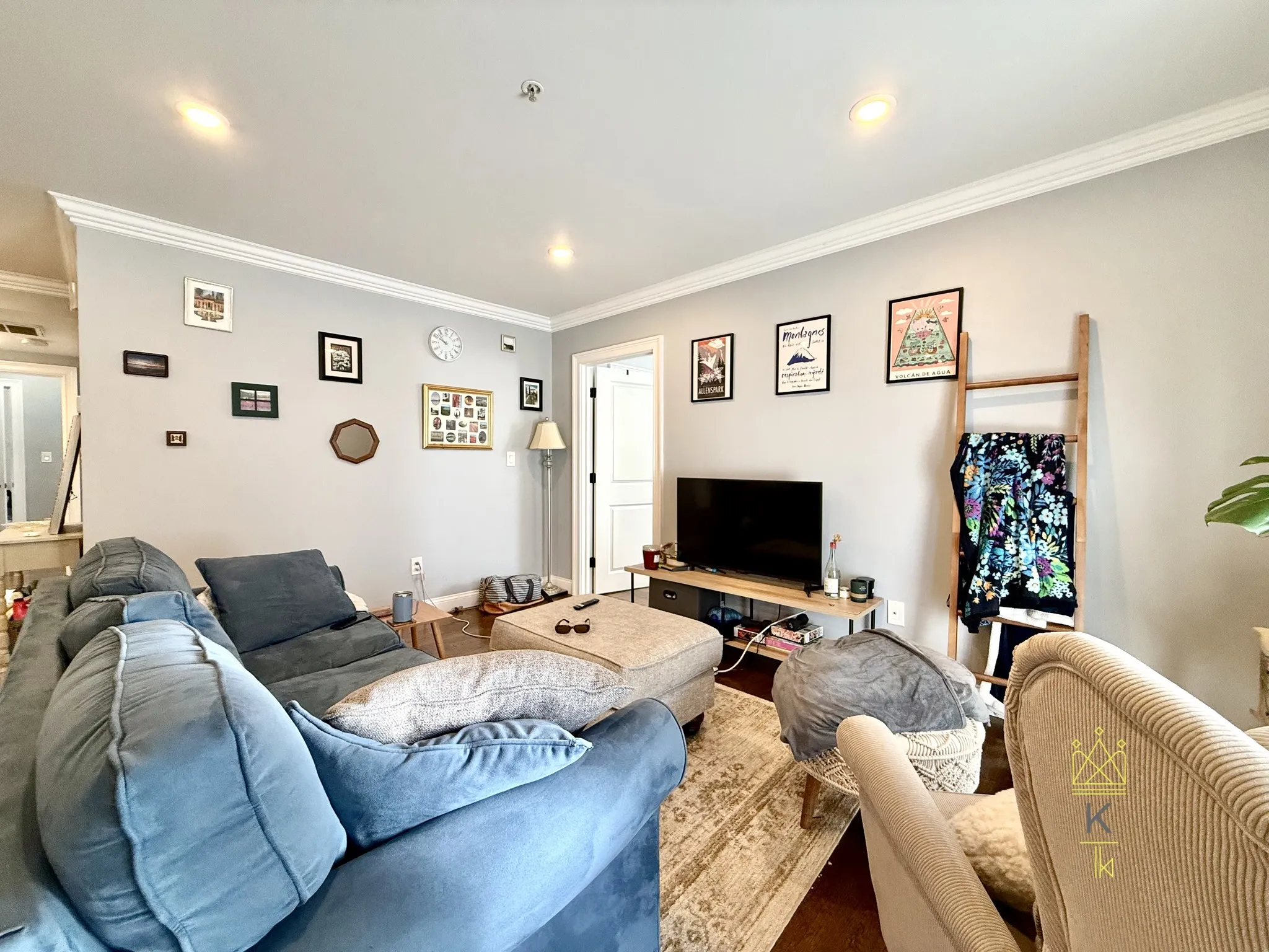 3 bed, 2 bath apartment for rent at 8 Nira Ave Unit 2, Jamaica Plain