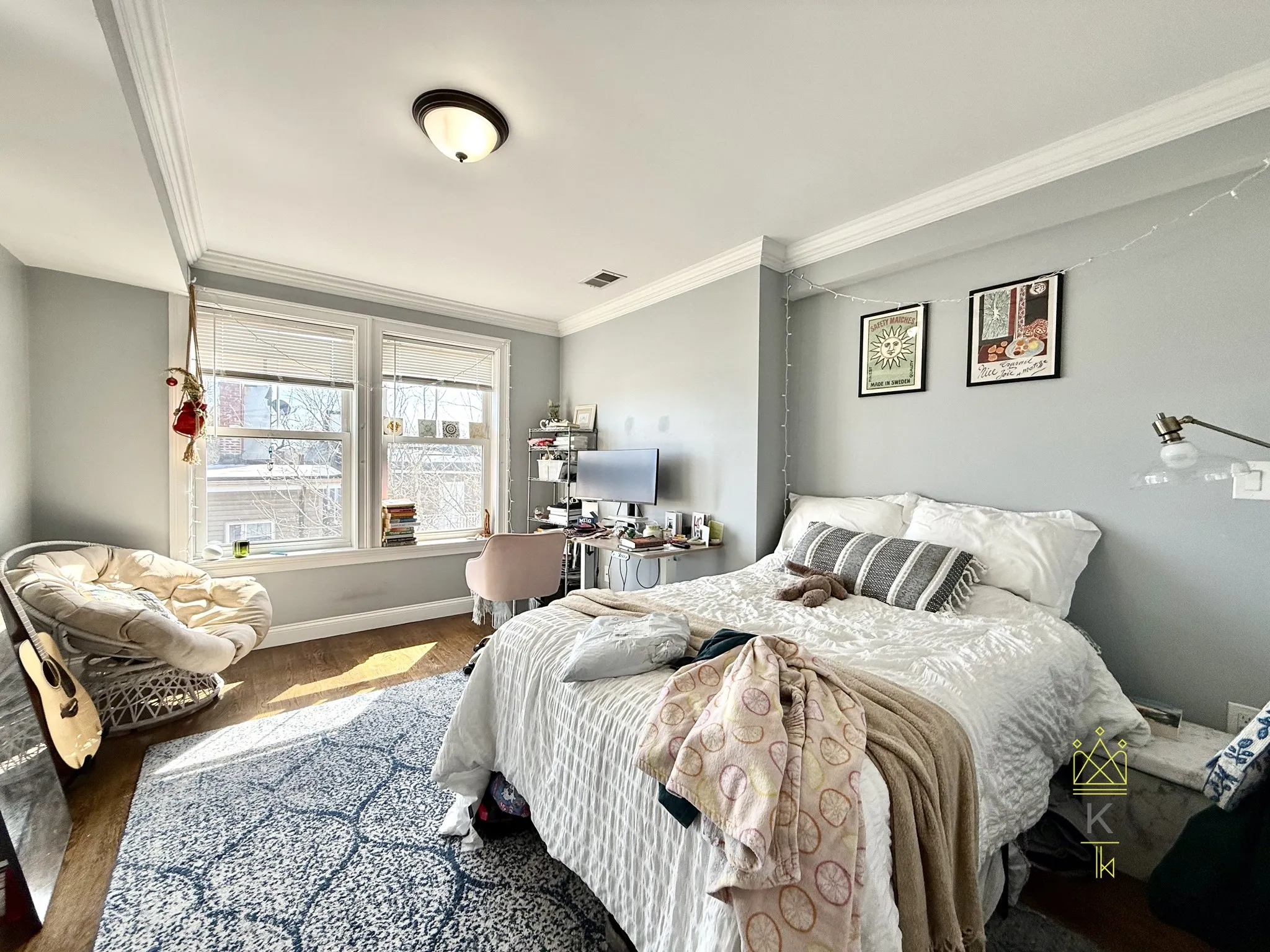 3 bed, 2 bath apartment for rent at 8 Nira Ave Unit 2, Jamaica Plain — photo 3 of 11