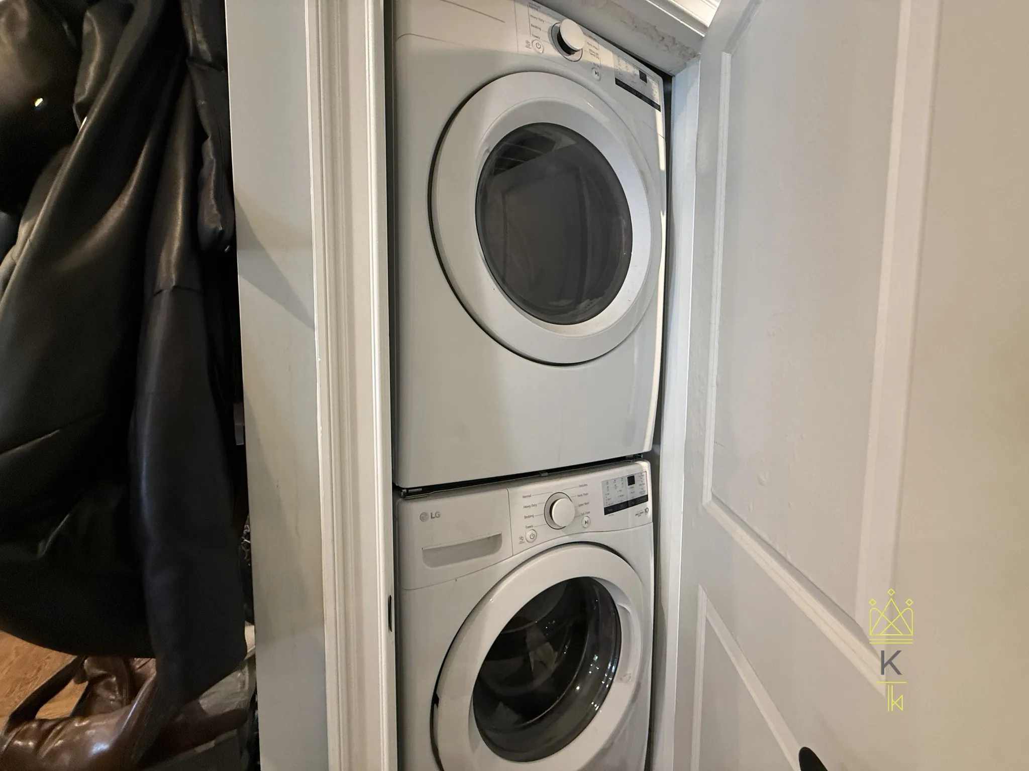 3 bed, 2 bath apartment for rent at 8 Nira Ave Unit 2, Jamaica Plain — photo 8 of 11