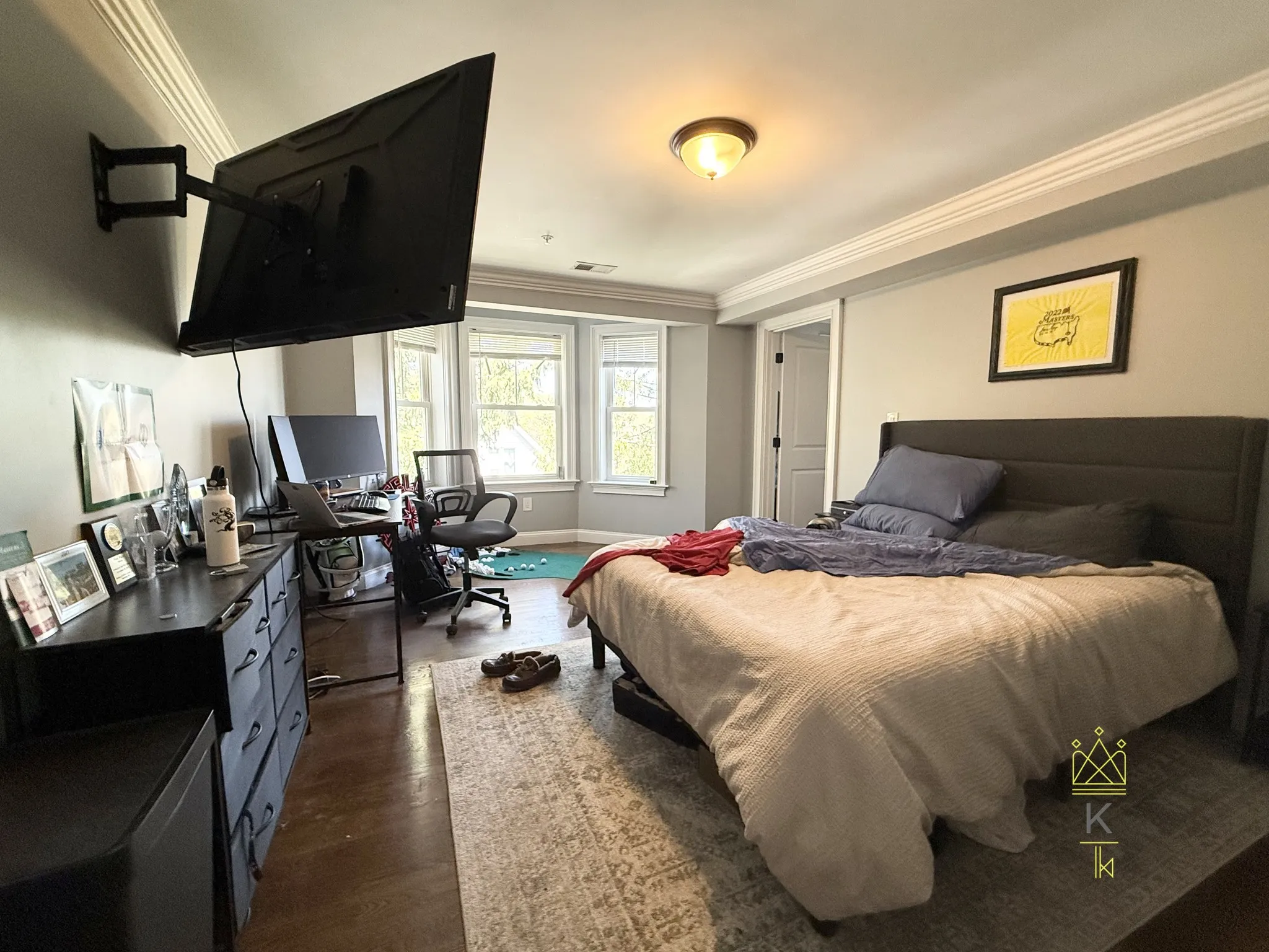 3 bed, 2 bath apartment for rent at 8 Nira Ave Unit 3, Jamaica Plain — photo 4 of 32