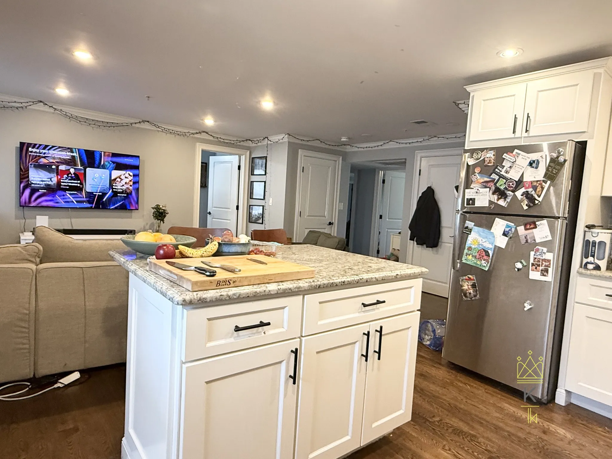 3 bed, 2 bath apartment for rent at 8 Nira Ave Unit 3, Jamaica Plain — photo 2 of 32