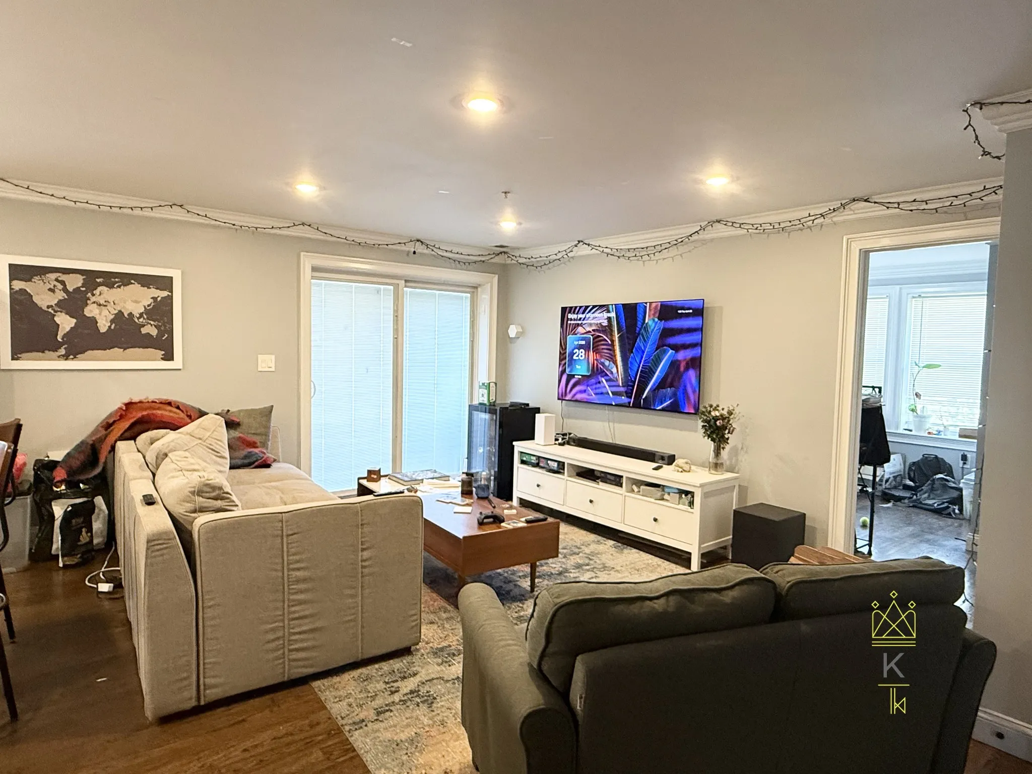 3 bed, 2 bath apartment for rent at 8 Nira Ave Unit 3, Jamaica Plain — photo 3 of 32