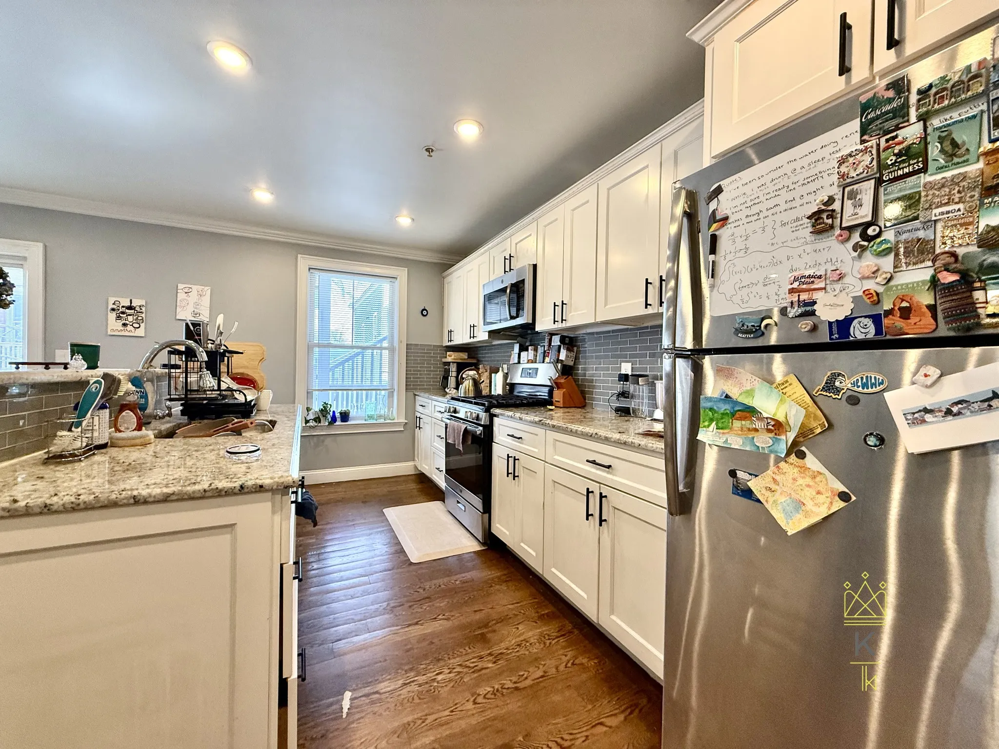 3 bed, 2 bath apartment for rent at 8 Nira Ave Unit 4, Jamaica Plain — photo 2 of 11