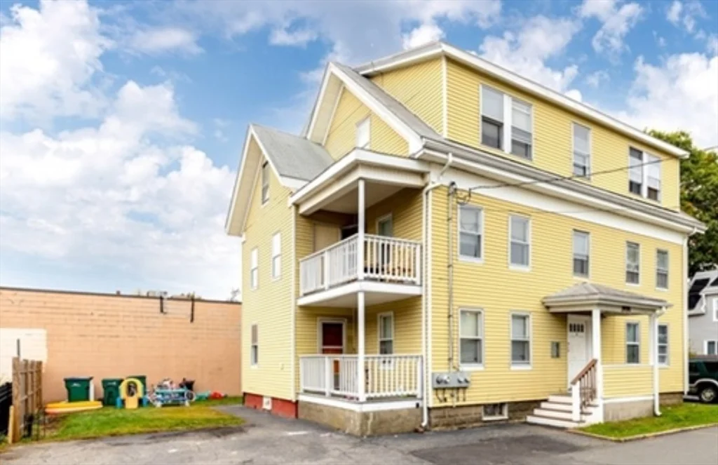 2 bed, 1 bath apartment for rent at 8 Normandy Rd Unit 2, Lynn — photo 1 of 12