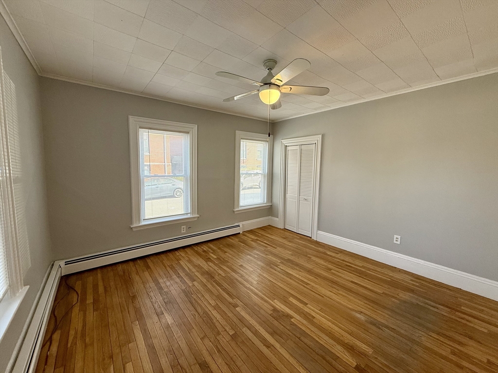 3 bed, 1 bath apartment for rent at 8 Northend Ave Unit 1, Salem — photo 8 of 15
