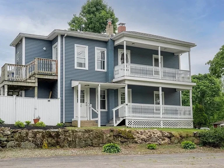 2 bed, 1 bath apartment for rent at 8 Oak St Unit 1, North Attleboro — photo 9 of 12
