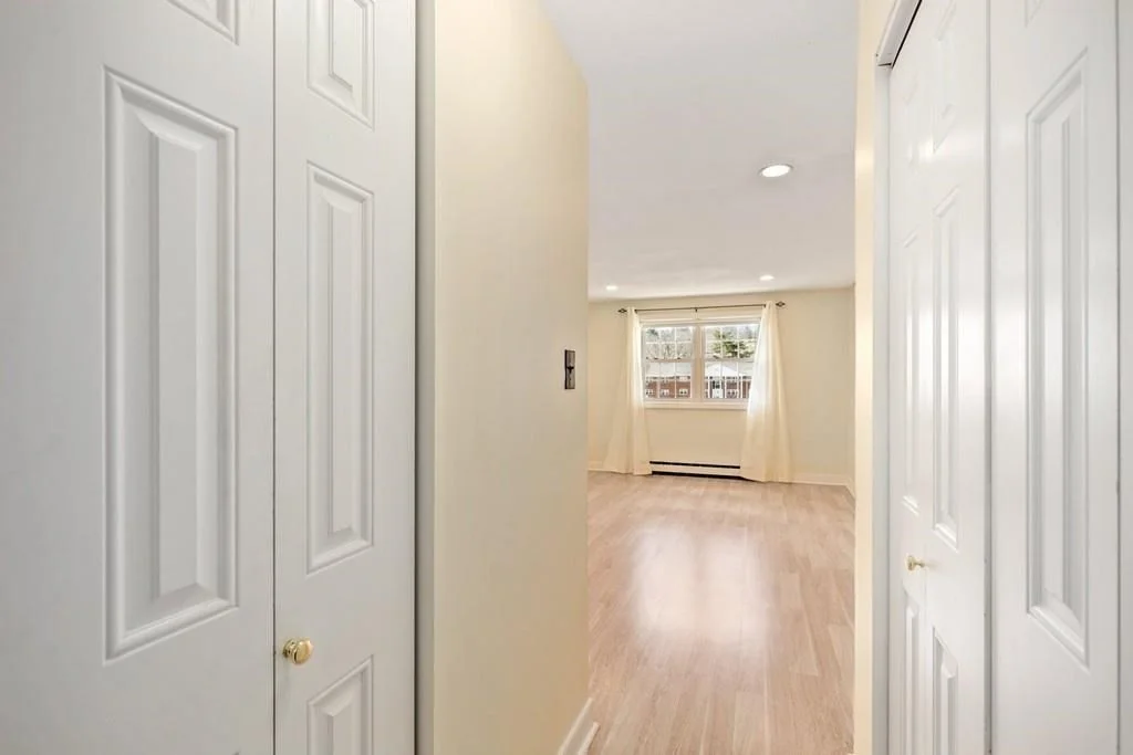 1 bed, 1 bath apartment for rent at 8 Old Colony Unit 10, Arlington — photo 16 of 18
