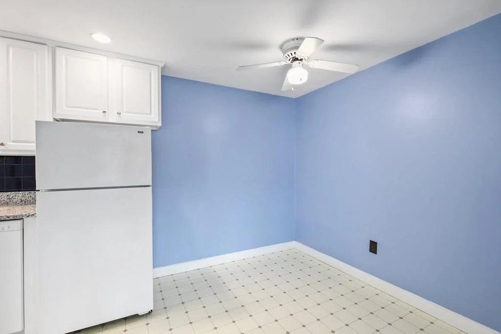 1 bed, 1 bath apartment for rent at 8 Old Colony Unit 10, Arlington — photo 6 of 18