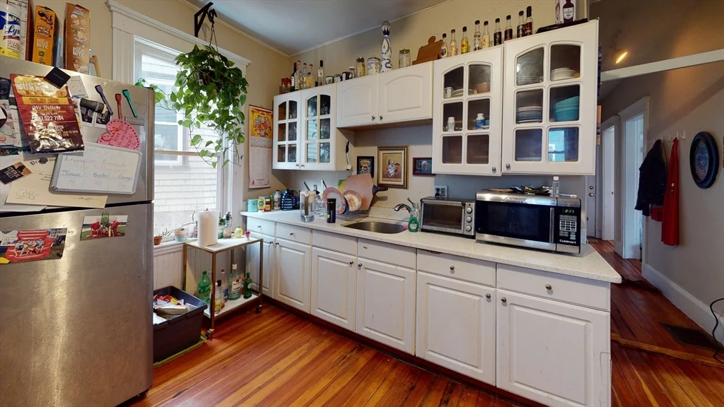 3 bed, 1 bath apartment for rent at 8 Olmstead St Unit 1, Jamaica Plain — photo 1 of 11