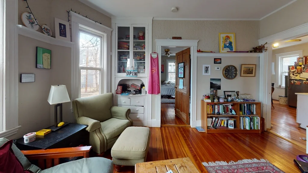 3 bed, 1 bath apartment for rent at 8 Olmstead St Unit 1, Jamaica Plain — photo 3 of 11