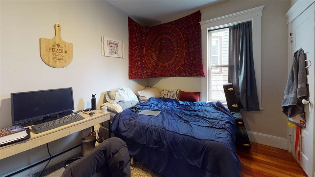 3 bed, 1 bath apartment for rent at 8 Olmstead St Unit 1, Jamaica Plain — photo 6 of 11