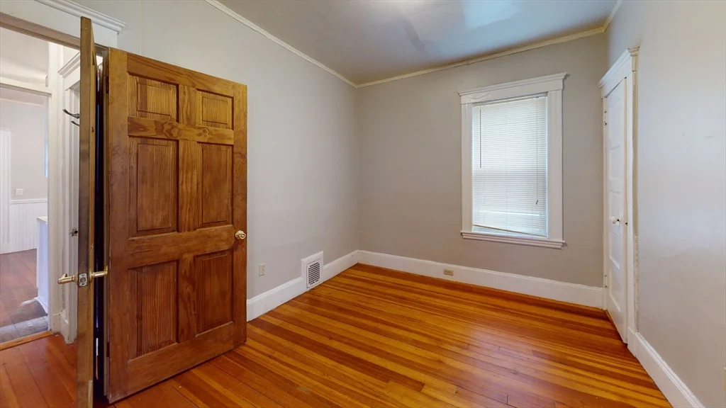 2 bed, 1 bath apartment for rent at 8 Olmstead St Unit 2, Jamaica Plain — photo 6 of 11