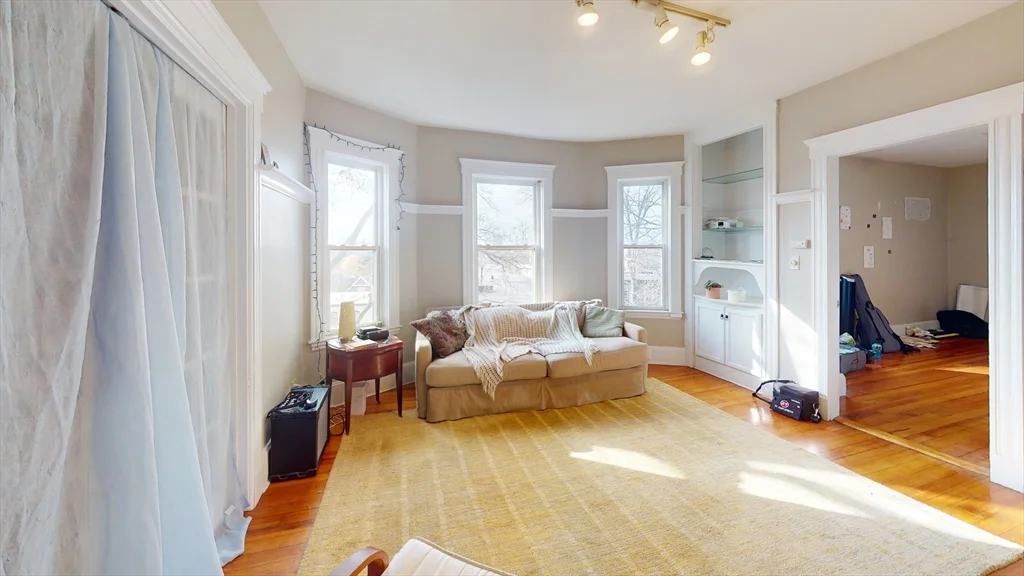 3 bed, 1 bath apartment for rent at 8 Olmstead Unit 3, Jamaica Plain — photo 2 of 9